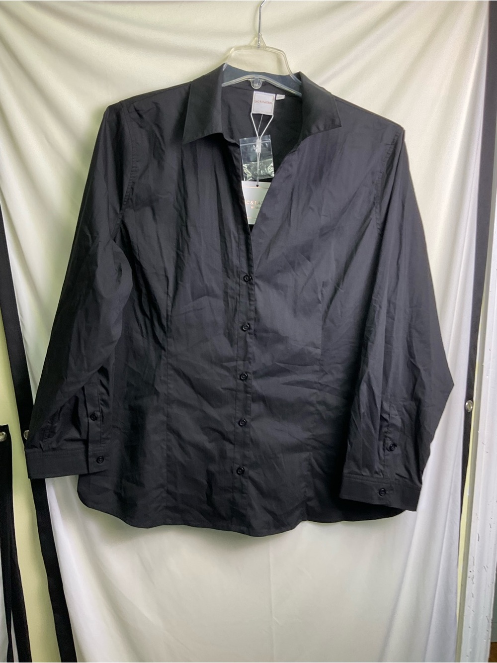 Zac & Rachel Black Women's Button-Front Blouse